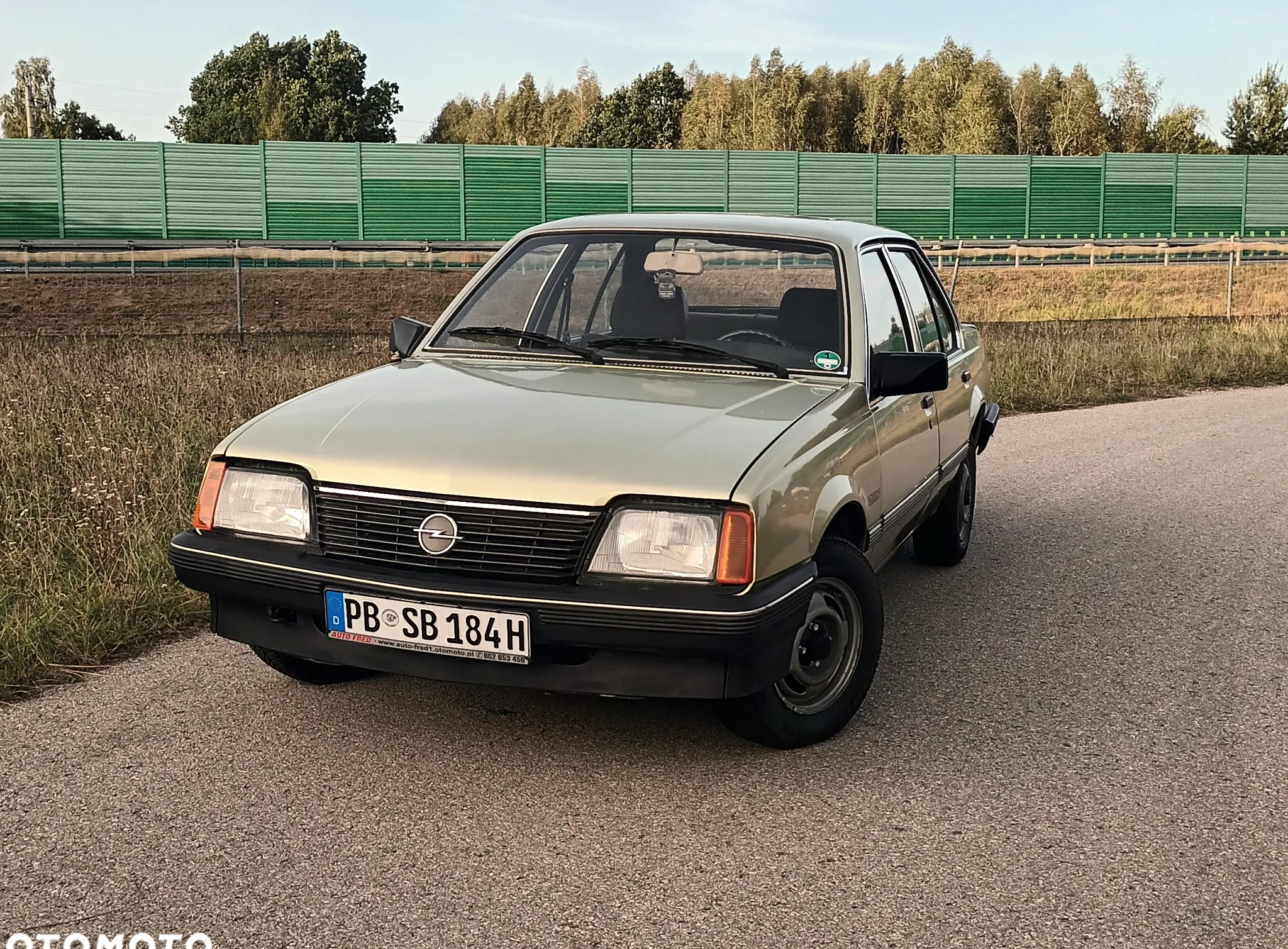 Opel Ascona cena 13900 przebieg: 141700, rok produkcji 1984 z Końskie małe 631